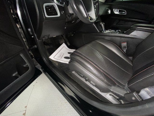 Used 2017 Chevrolet Equinox LT w/ Midnight Edition FWD image 12