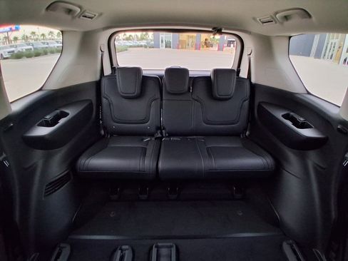 New 2026 Nissan Armada SV image 31