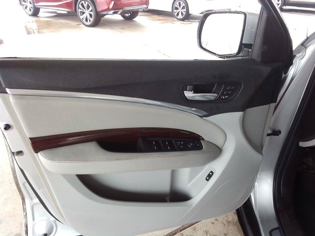 Used 2014 Acura MDX w/ Advance Package AWD/4WD image 25