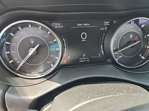 Used 2022 Maserati Levante GT AWD/4WD image 5