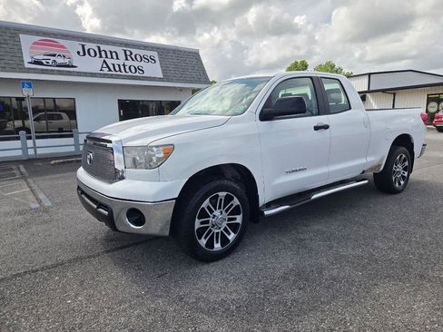 Used 2013 Toyota Tundra 2WD Double Cab image 2