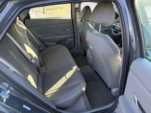 New 2025 Hyundai Elantra Sport image 18