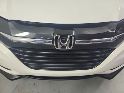 Used 2017 Honda HR-V LX image 25