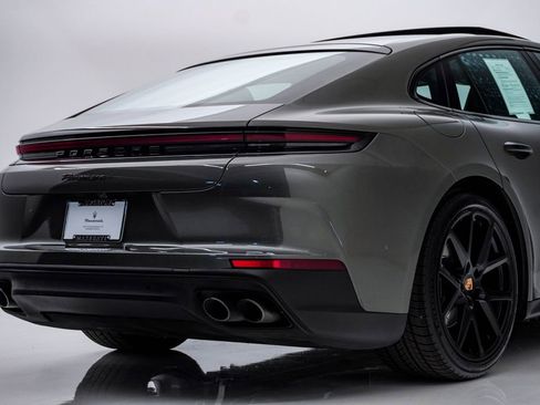 Used 2024 Porsche Panamera 4 AWD/4WD image 12