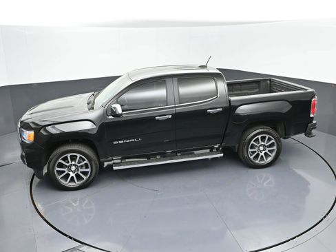 Used 2022 GMC Canyon Denali image 38