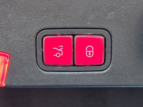 Used 2020 Mercedes-Benz SL 450 w/ Premium Package image 48