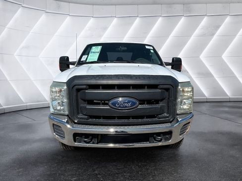 Used 2015 Ford F250 XL w/ Power Equipment Group AWD/4WD image 2