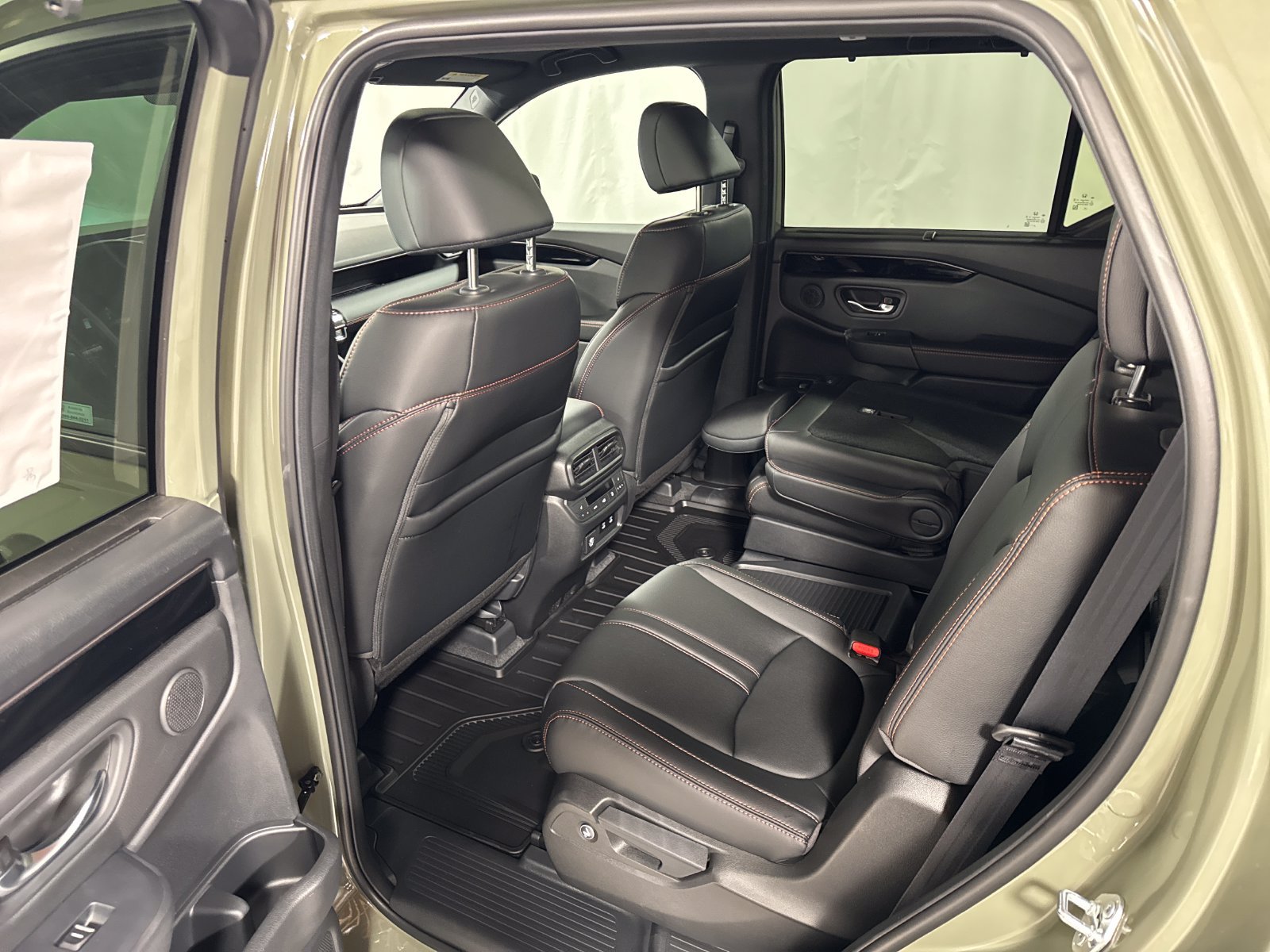 New 2026 Honda Pilot TrailSport image 5