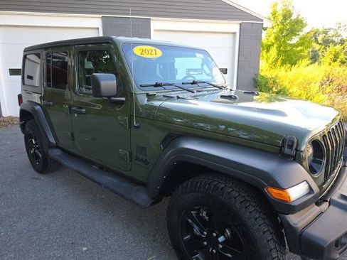 Used 2021 Jeep Wrangler Unlimited Sport w/ Dual Top Group AWD/4WD image 6
