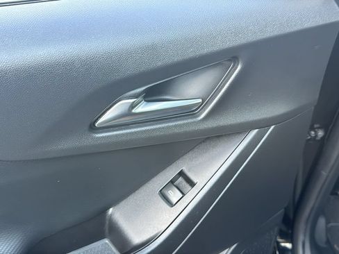 Used 2026 Chevrolet Equinox LT FWD image 26