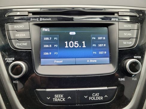 Used 2016 Hyundai Elantra Limited FWD image 25