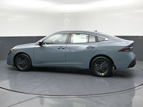 New 2026 Nissan Sentra SV w/ SV Convenience Package FWD image 25
