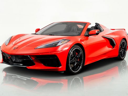 Used 2021 Chevrolet Corvette Stingray Convertible w/ 1LT image 21