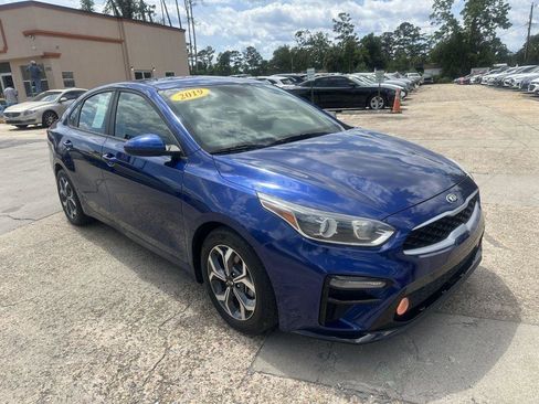 Used 2019 Kia Forte LXS FWD image 3