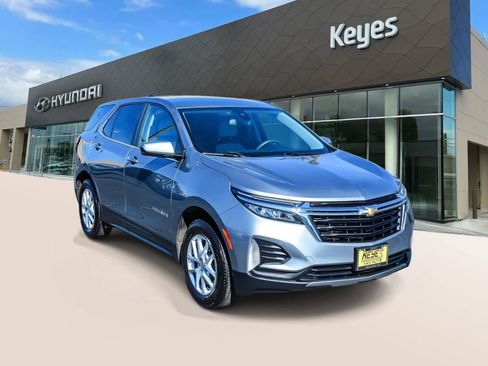 Used 2023 Chevrolet Equinox LT image 3