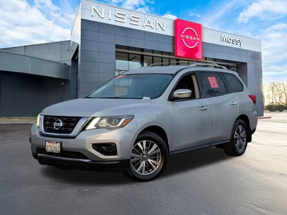 Certified 2020 Nissan Pathfinder S