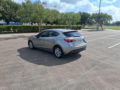Used 2014 MAZDA MAZDA3 i Grand Touring FWD image 4