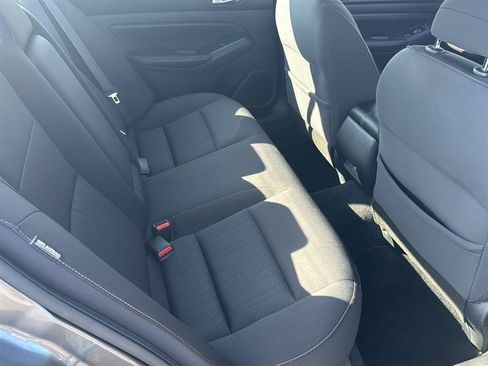Used 2020 Nissan Altima 2.5 S FWD image 17