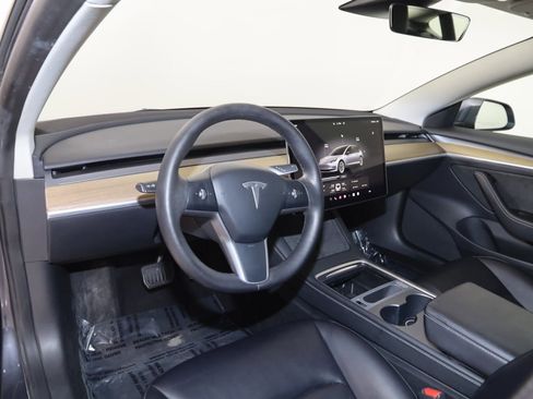 Used 2023 Tesla Model 3 Standard Range image 26