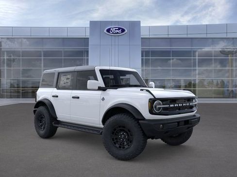 New 2026 Ford Bronco Outer Banks AWD/4WD image 7