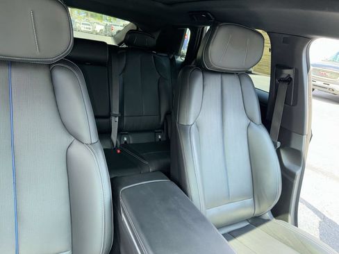 Used 2024 Cadillac Lyriq Sport RWD image 34