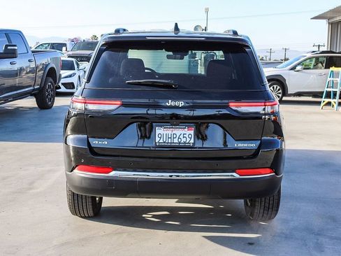 Used 2025 Jeep Grand Cherokee Laredo X AWD/4WD image 8