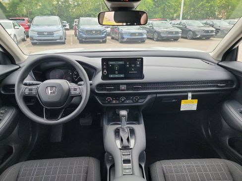 Used 2026 Honda HR-V LX image 6