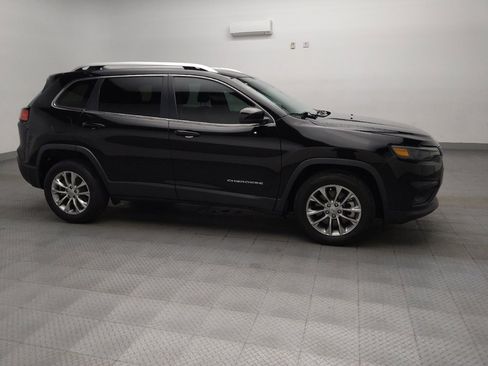 Used 2021 Jeep Cherokee Latitude Lux w/ Comfort/Convenience Group image 11