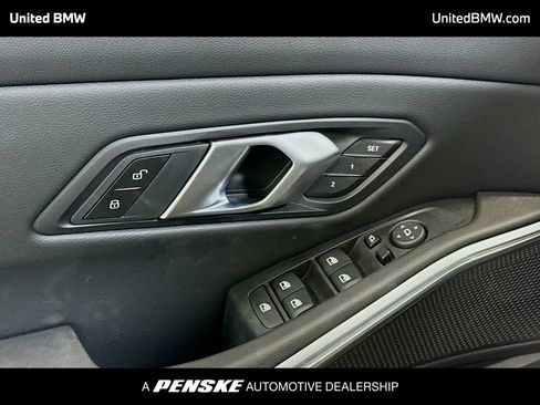 Used 2025 BMW 330i Sedan w/ M Sport Package RWD image 3