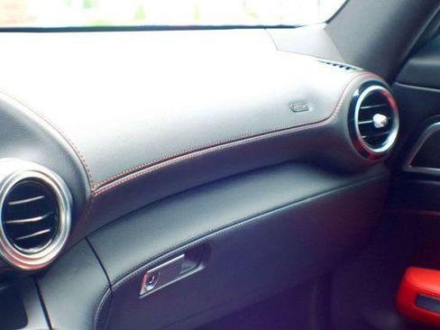 Used 2018 Mercedes-Benz AMG GT Roadster image 53