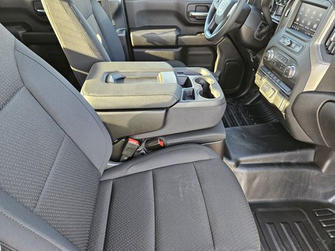 New 2026 GMC Sierra 2500 Pro w/ Convenience Package image 10