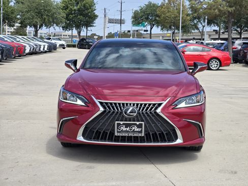 Used 2025 Lexus ES 350 w/ Premium Package FWD image 7