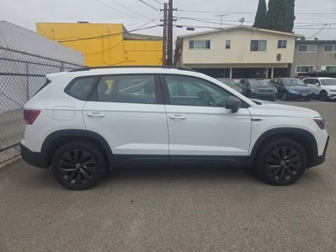 Used 2023 Volkswagen Taos S w/ Driver Assistance Package FWD image 1