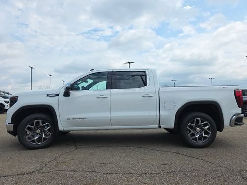 New 2026 GMC Sierra 1500 SLE AWD/4WD image 13