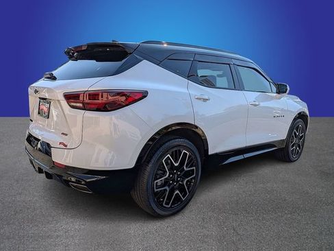 Used 2023 Chevrolet Blazer RS w/ Driver Confidence II Package FWD image 5