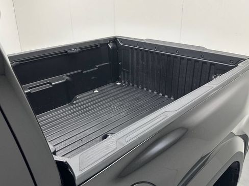 Certified 2024 Toyota Tacoma SR5 AWD/4WD image 25