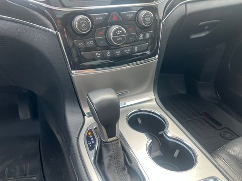 Used 2019 Jeep Grand Cherokee Limited w/ Luxury Group II image 21