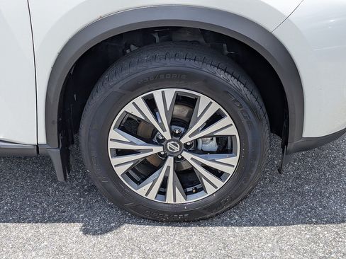 Used 2021 Nissan Rogue SV FWD image 31