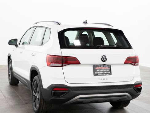 Used 2024 Volkswagen Taos S FWD image 10