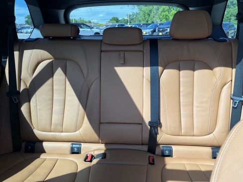 Used 2022 BMW X5 xDrive40i w/ M Sport Package AWD/4WD image 30