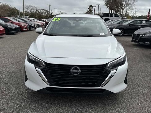 Certified 2025 Nissan Sentra SV image 9