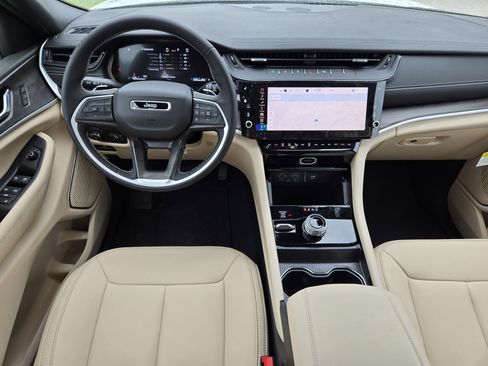 New 2026 Jeep Grand Cherokee L Limited image 21