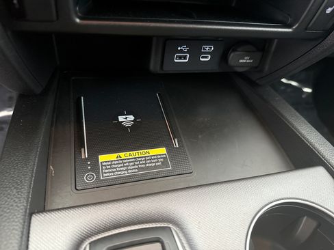 Used 2025 Honda Passport EX-L image 17