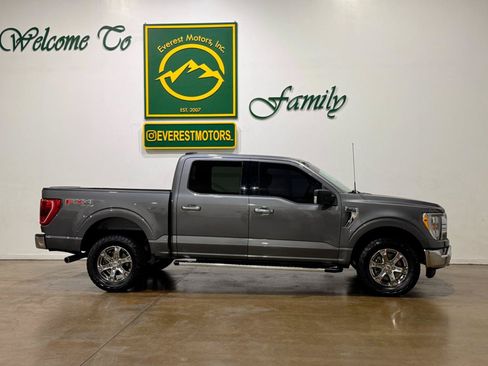 Used 2022 Ford F150 XLT w/ Equipment Group 302A High AWD/4WD image 9