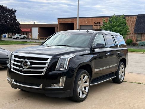Used 2015 Cadillac Escalade Premium AWD/4WD image 1