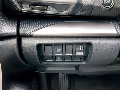 Used 2023 Subaru Forester Premium AWD/4WD image 15