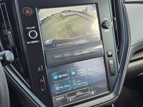 Used 2024 Subaru Crosstrek 2.0i image 27