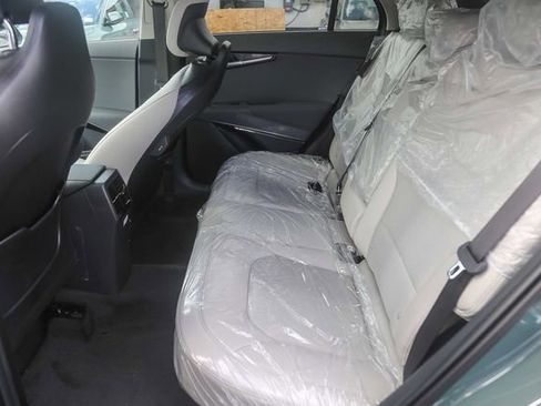 New 2026 Kia Niro EX image 11