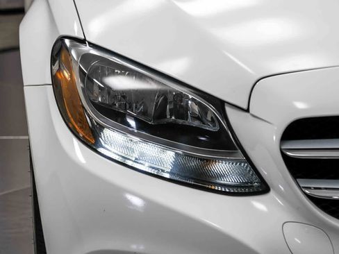 Used 2018 Mercedes-Benz C 300 Sedan image 13