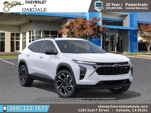 New 2026 Chevrolet Trax RS w/ Sunroof Package FWD image 7